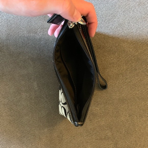 Black Coach wristlet - Picture 3 of 3